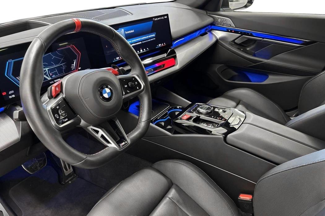 BMW M5 2025