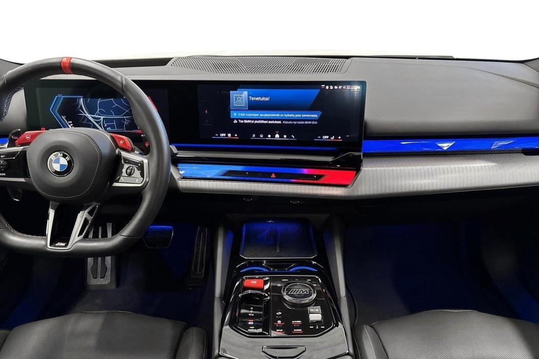 BMW M5 2025