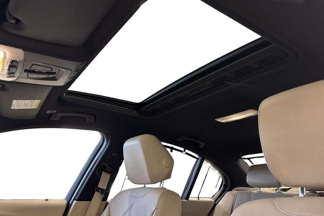 BMW 335 2012