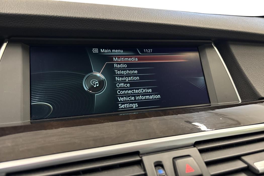 BMW 530 Gran Turismo 2014