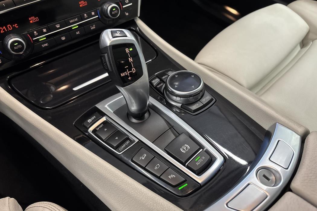 BMW 530 Gran Turismo 2014