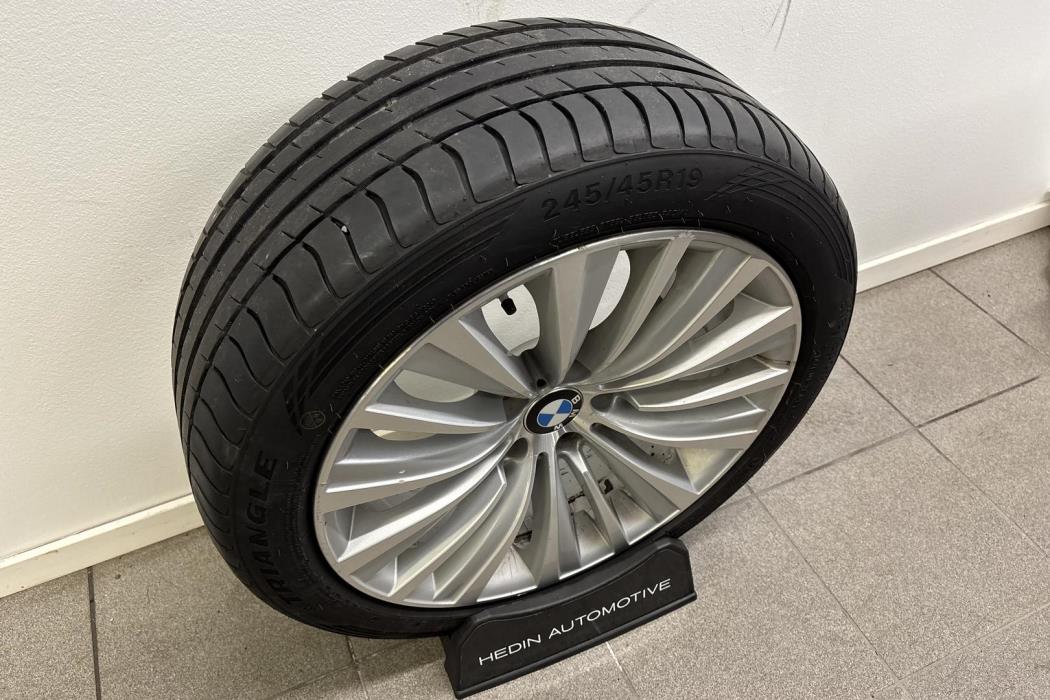 BMW 530 Gran Turismo 2014