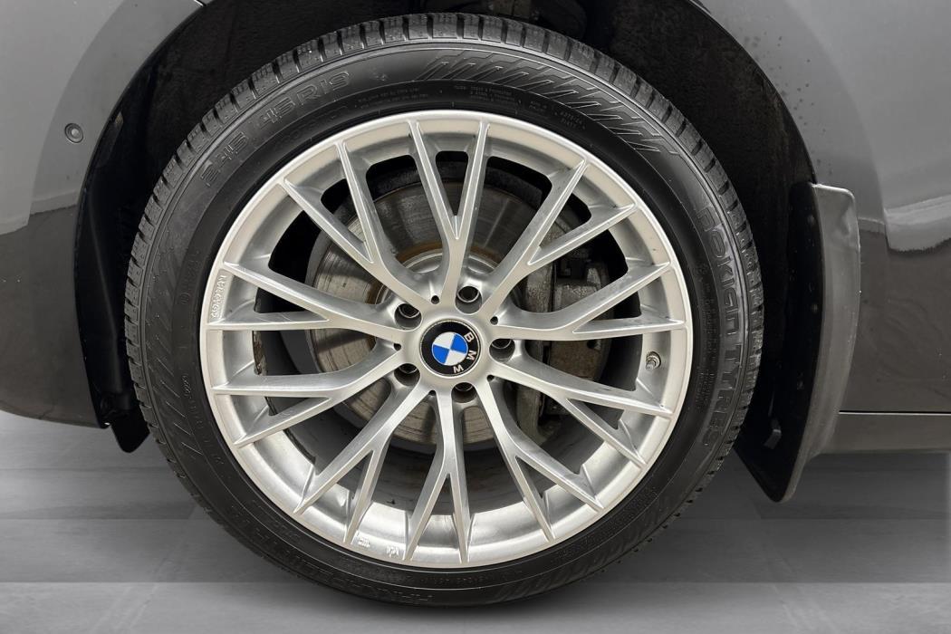 BMW 530 Gran Turismo 2014