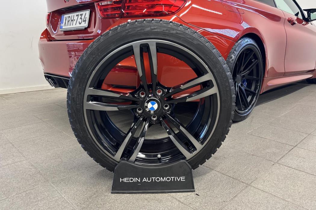 BMW M4 2015