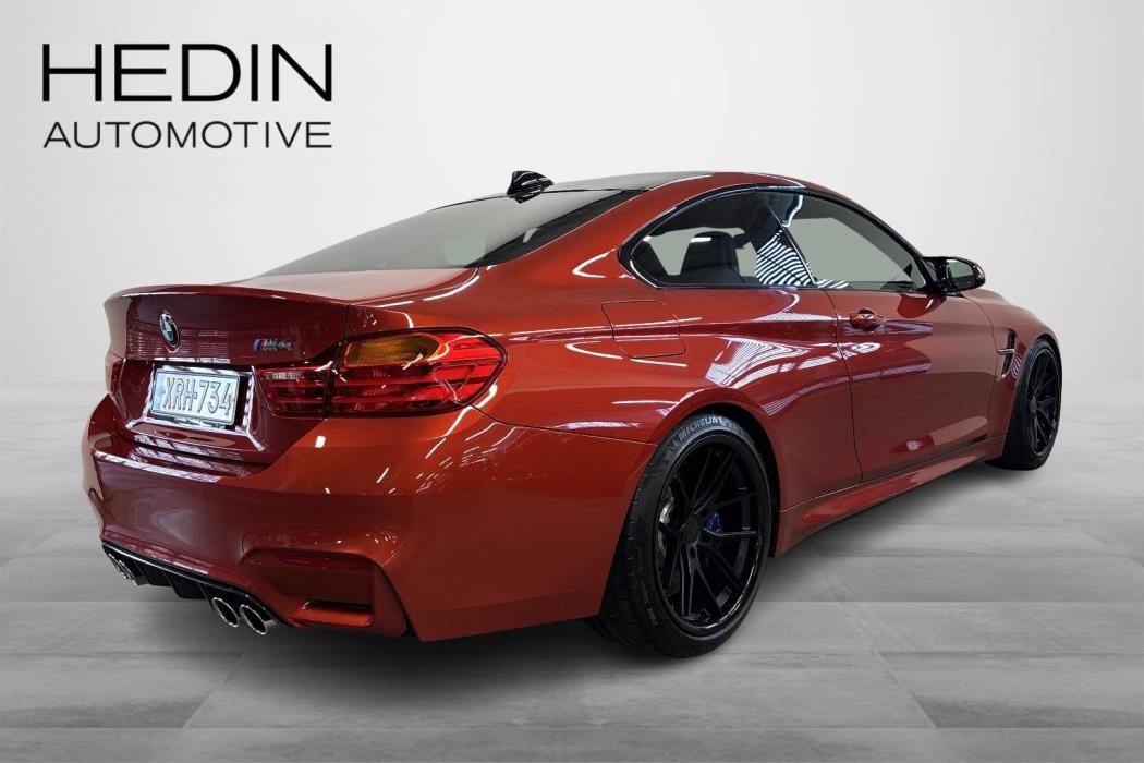 BMW M4 2015