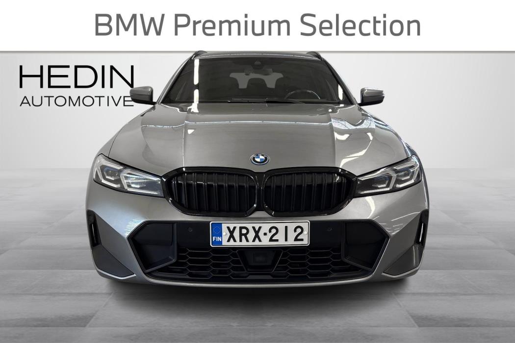 BMW 330 2024