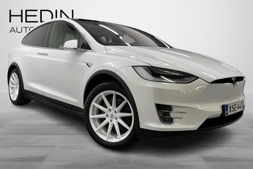 Tesla Model X 2019