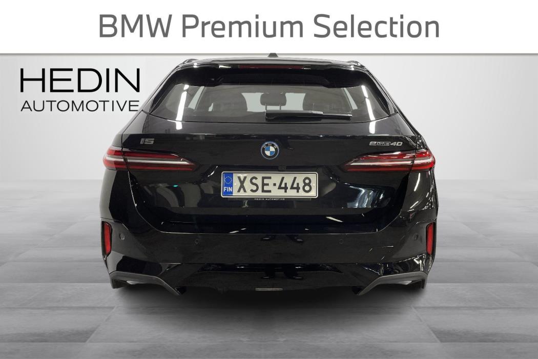 BMW i5 2025
