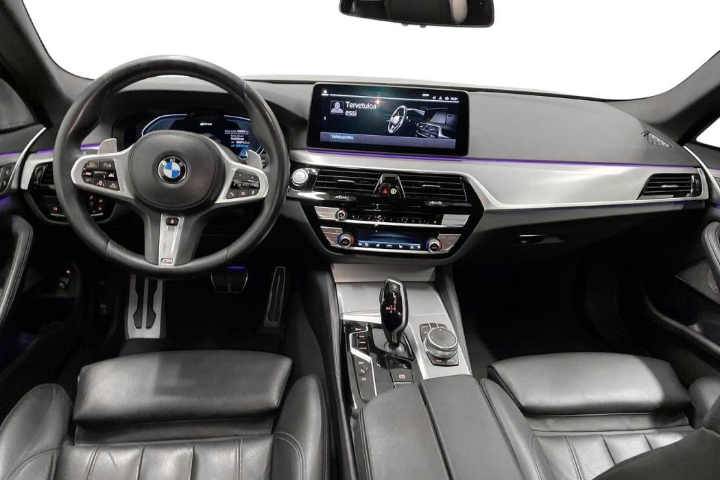 BMW 545 2021