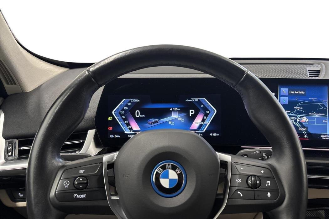 BMW iX1 2024