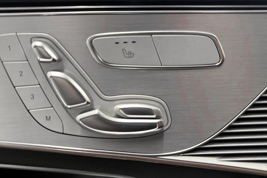 Mercedes-Benz EQC 2022