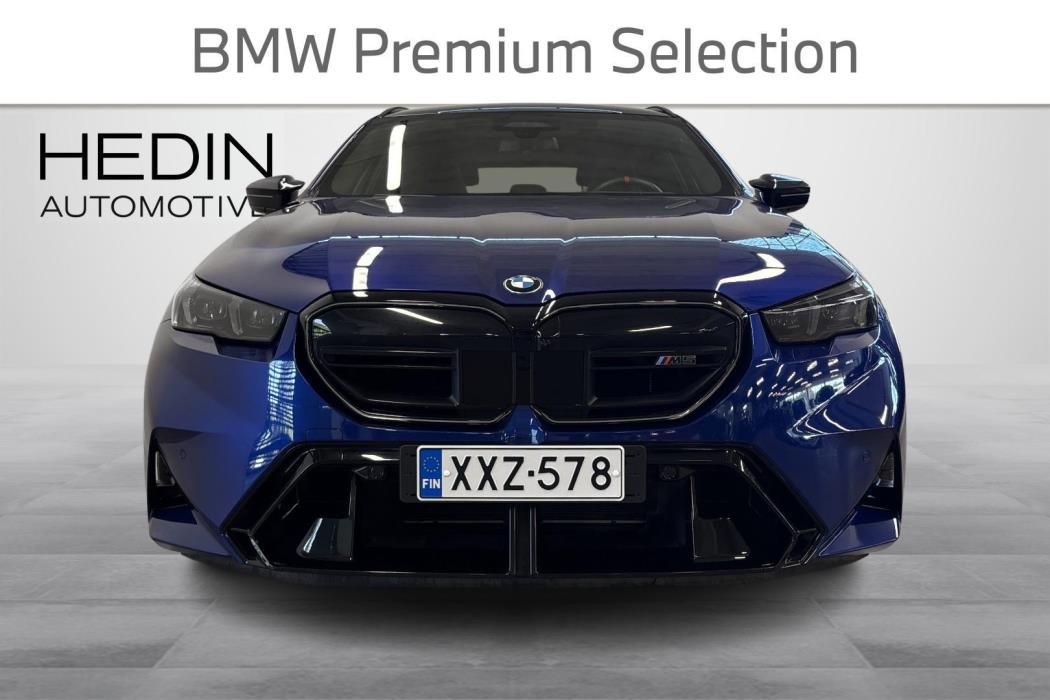 BMW M5 2025
