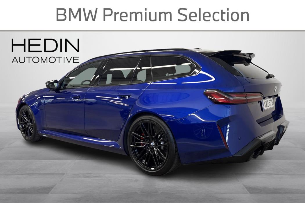 BMW M5 2025