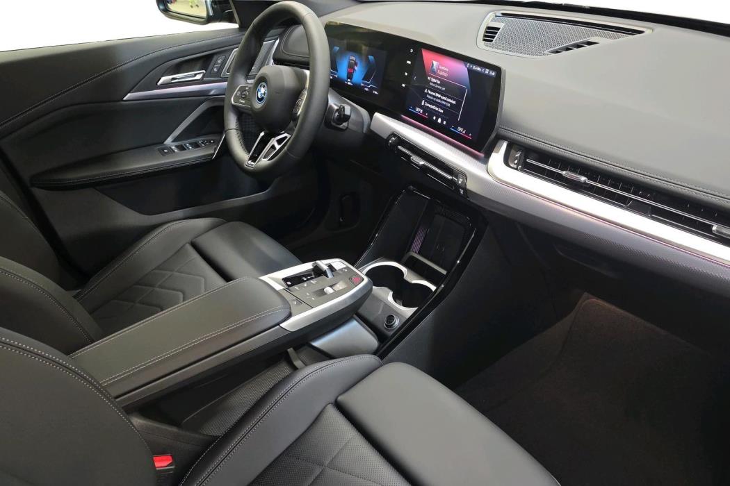 BMW iX1 2026