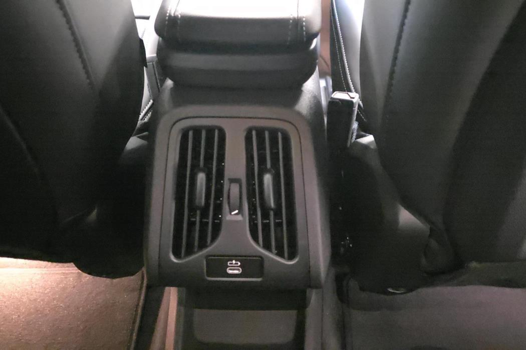 BMW iX1 2026