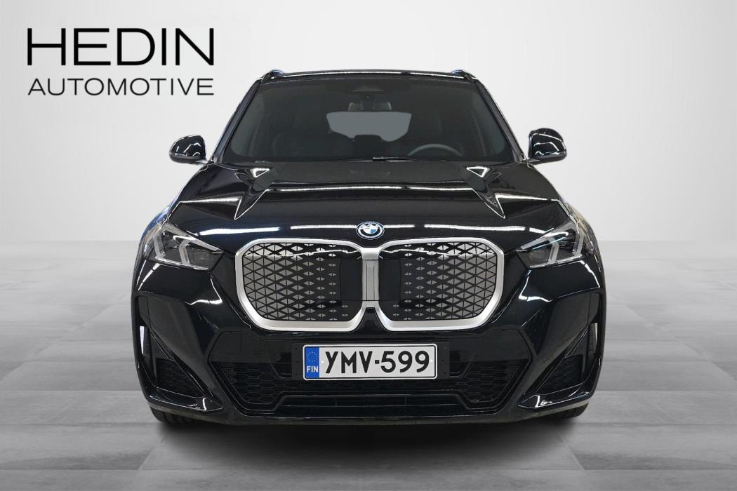 BMW iX1 2026