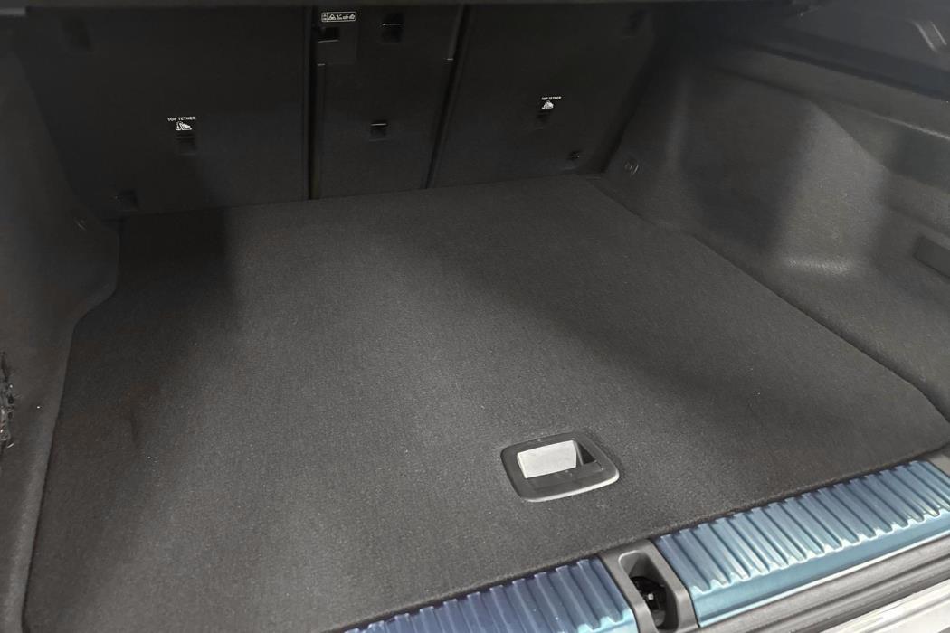 BMW iX3 2026