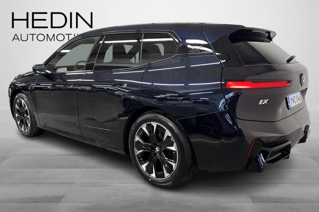 BMW iX 2026