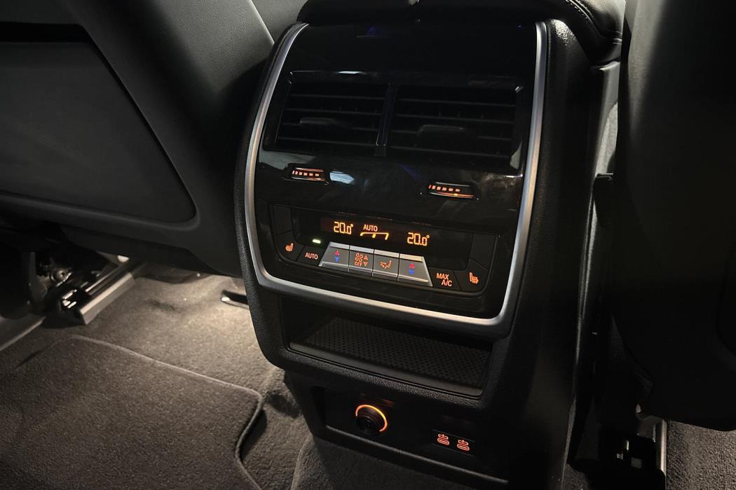 BMW XM 2024