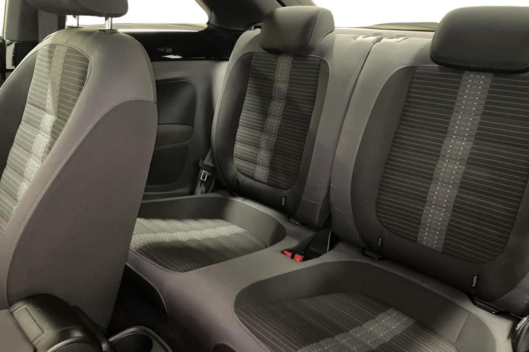 Volkswagen Beetle 2012