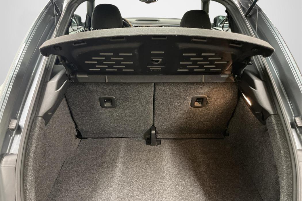 Volkswagen Beetle 2012