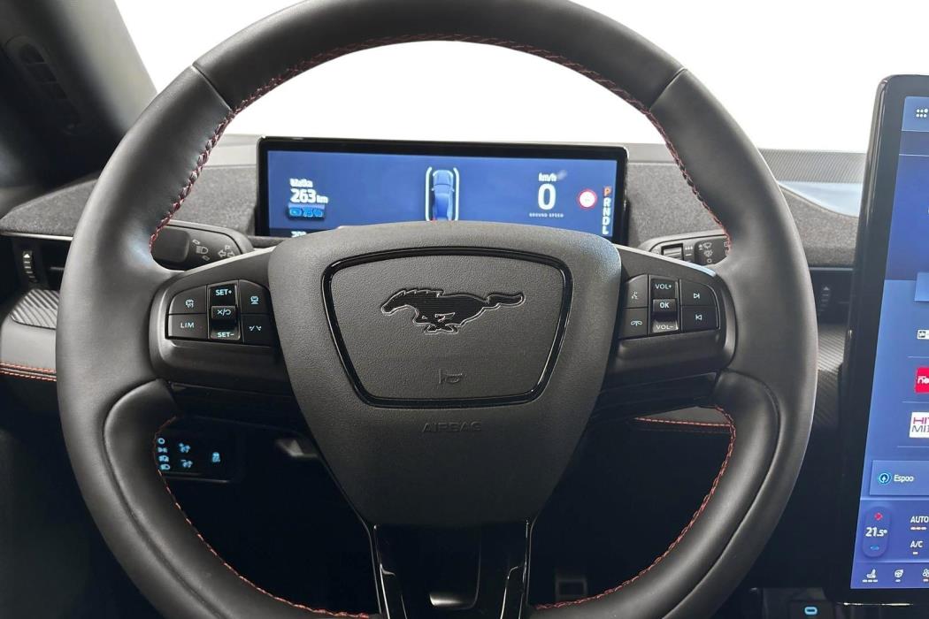 Ford Mustang Mach-E 2022