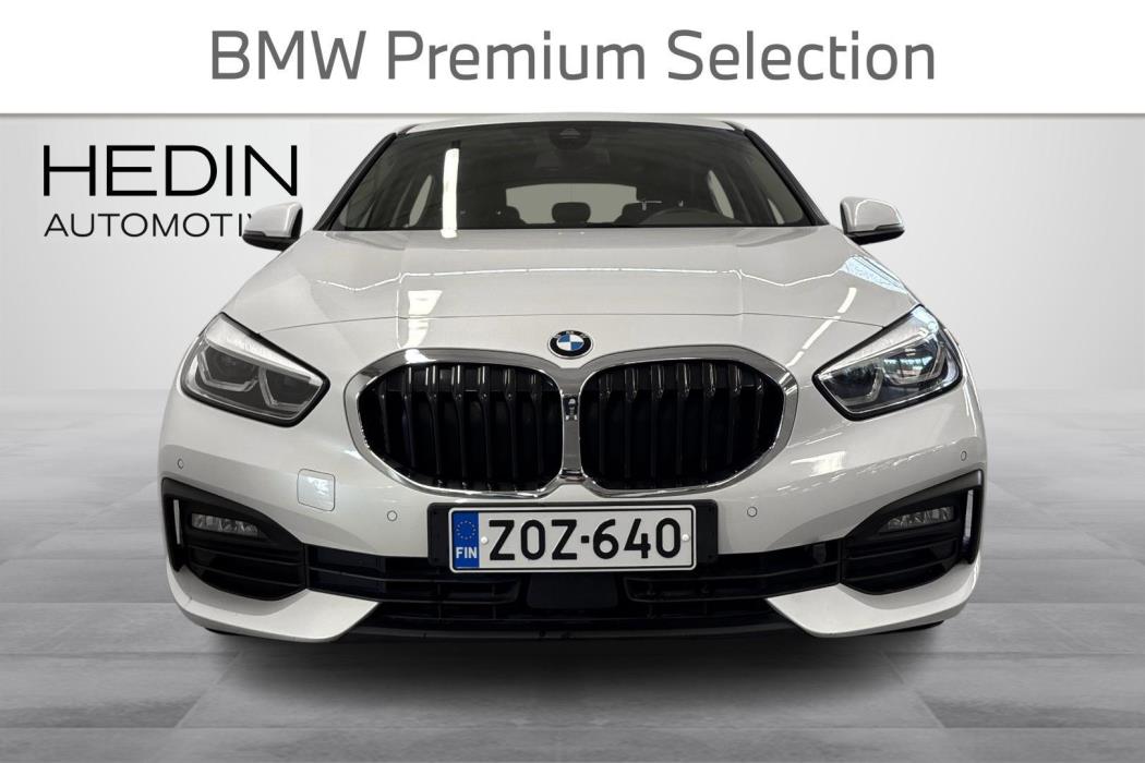 BMW 118 2023