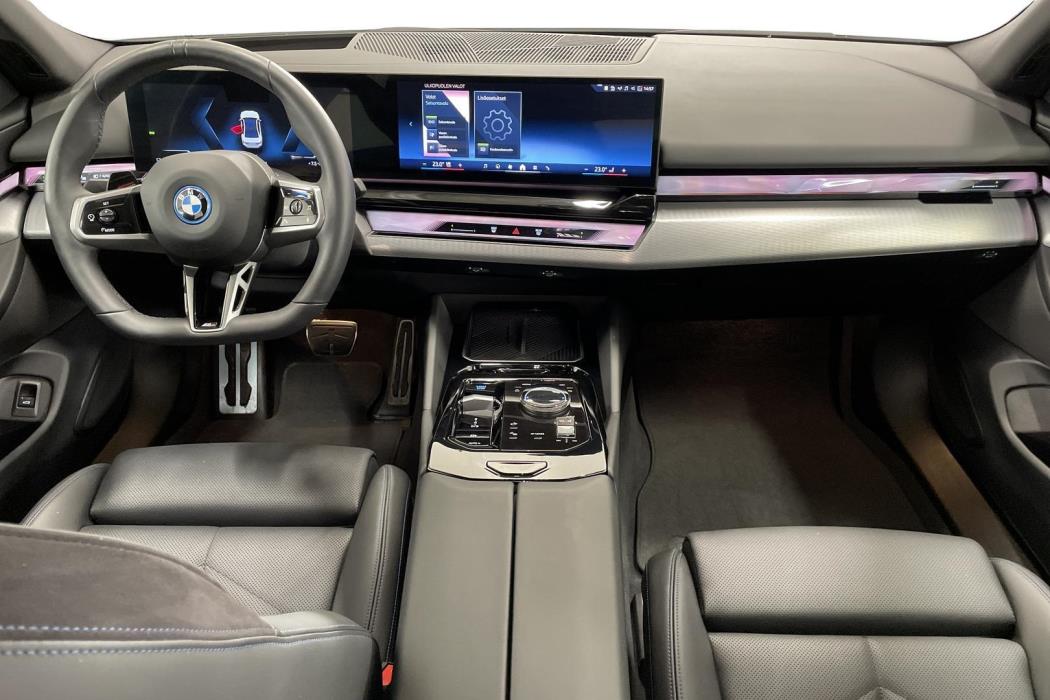 BMW i5 2024