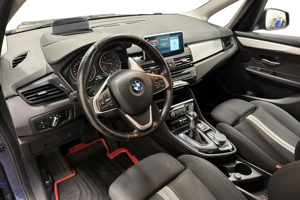 BMW 218 2018