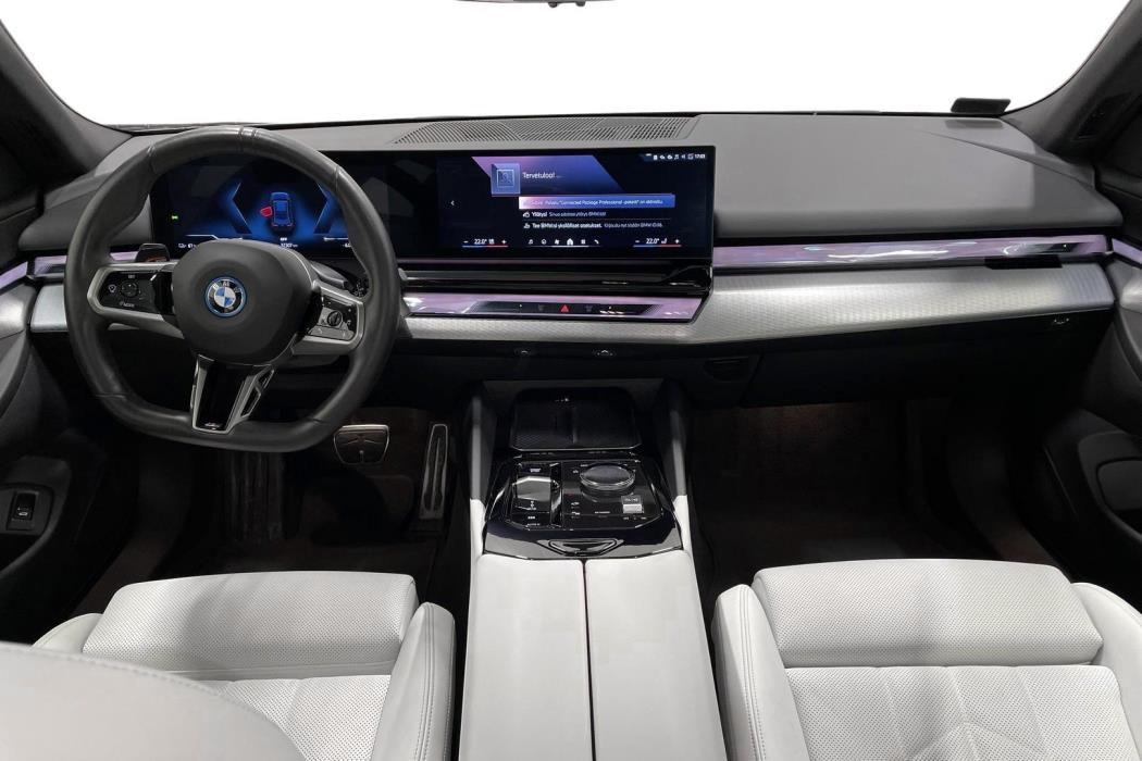 BMW i5 2024