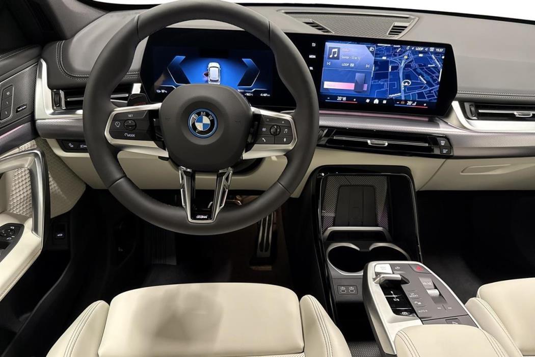 BMW iX1 2026