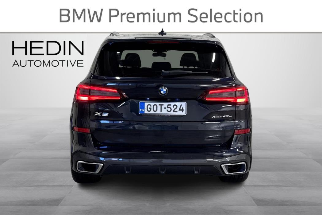 BMW X5 2021