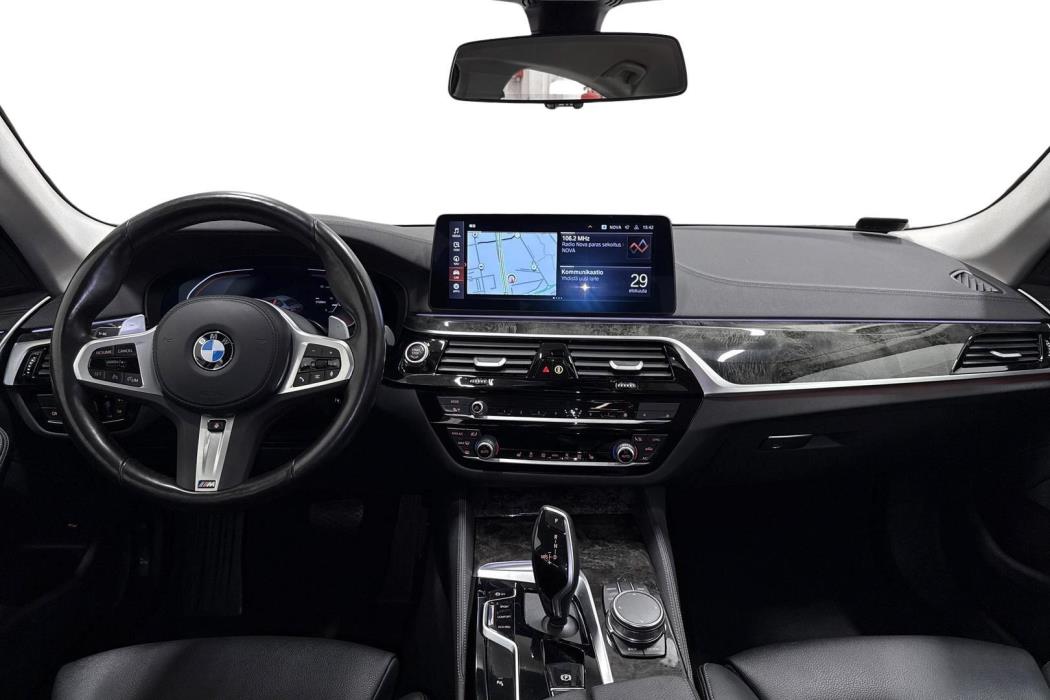 BMW 520 2022