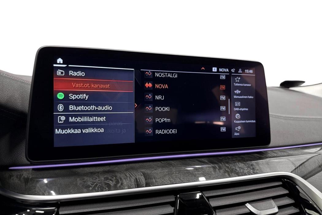 BMW 520 2022