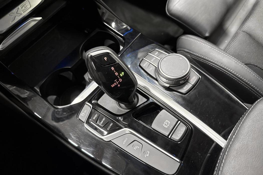 BMW X3 2021