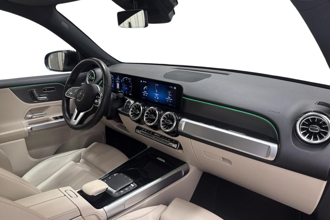 MERCEDES-BENZ EQB 2022