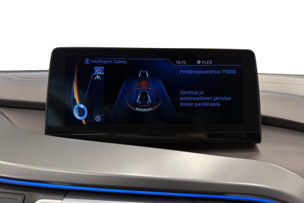 BMW i8 2017