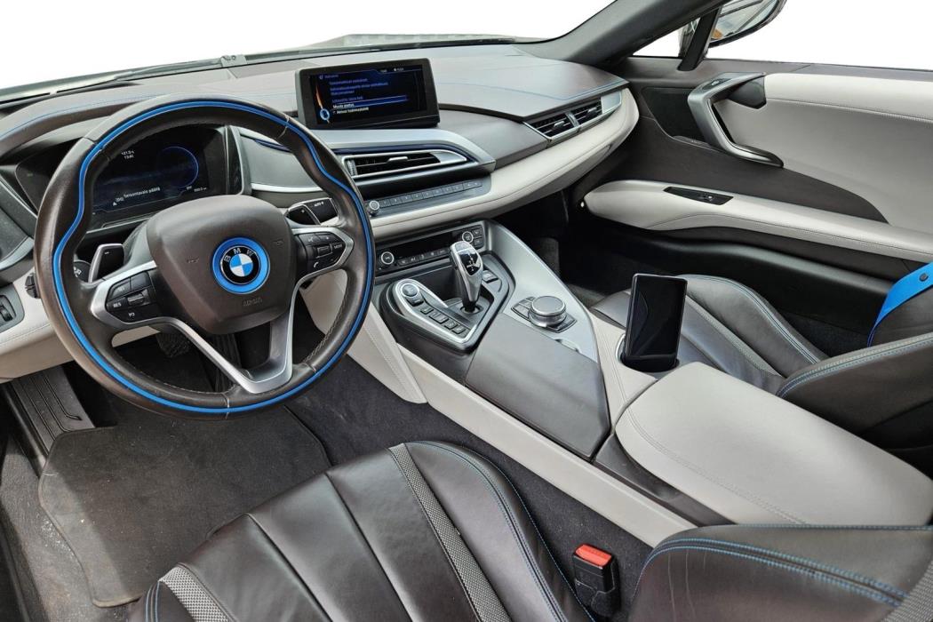 BMW i8 2017