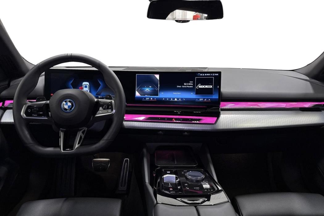 BMW 530 2025