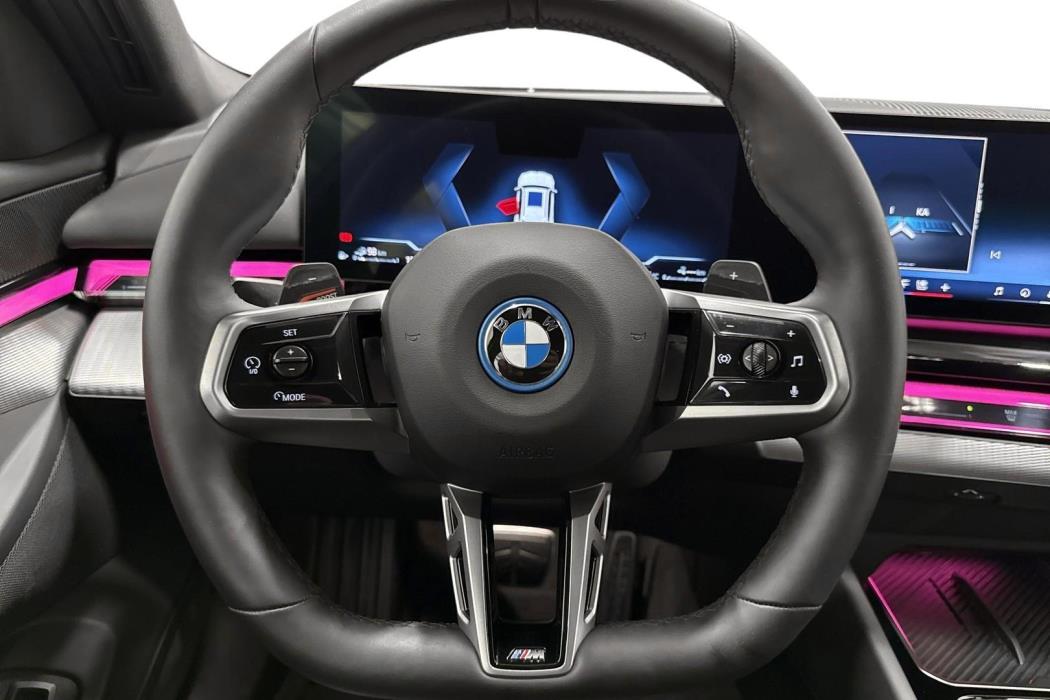BMW 530 2025