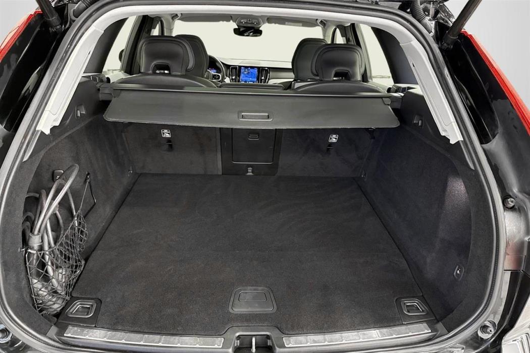 Volvo XC60 2022