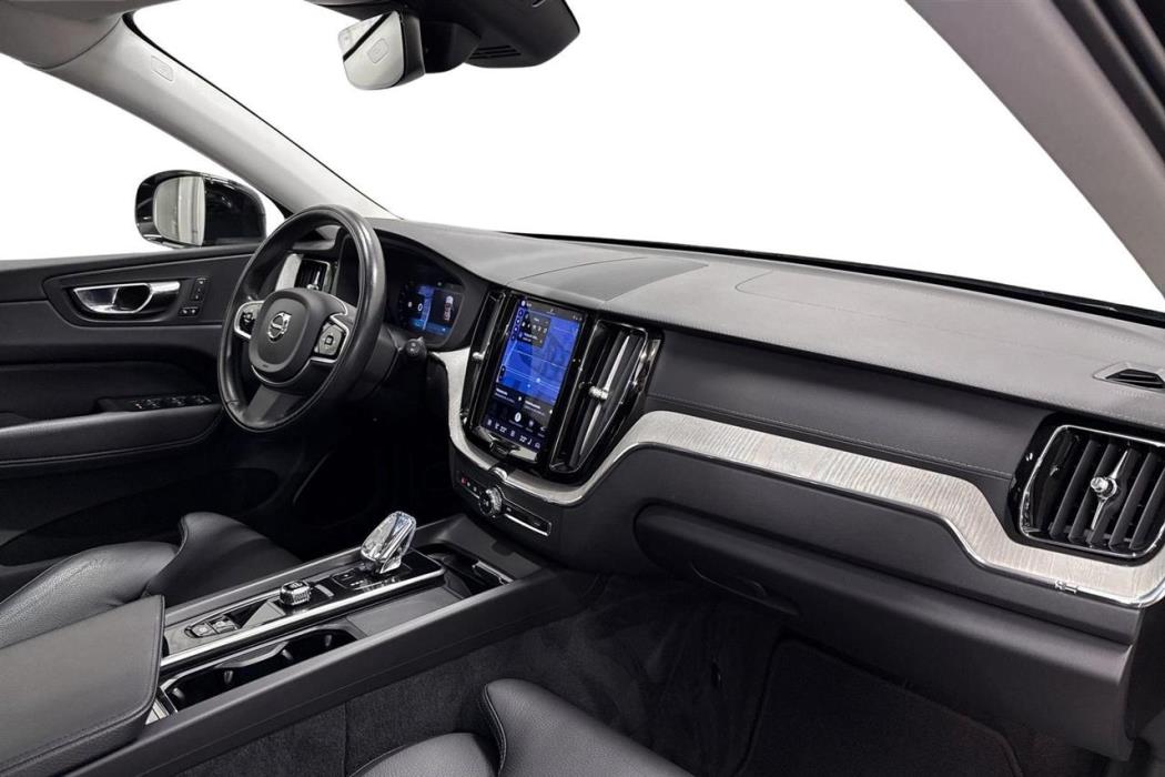 Volvo XC60 2022