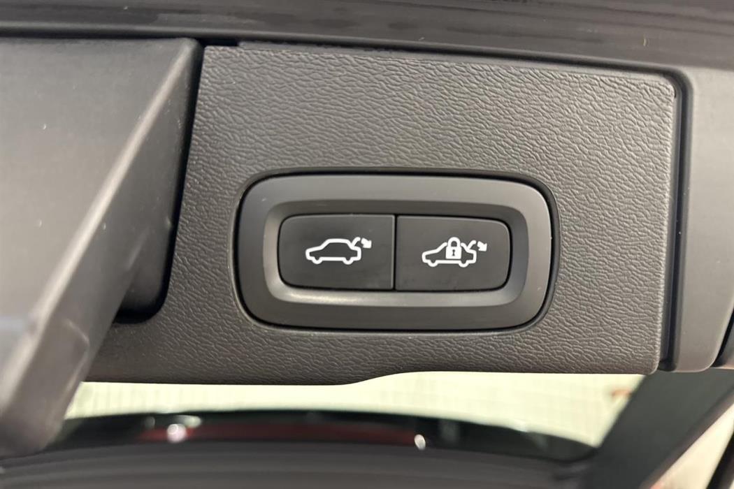 Volvo XC60 2022