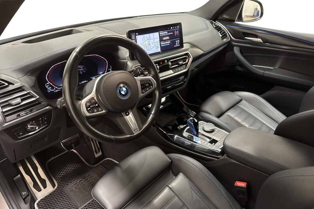 BMW iX3 2023