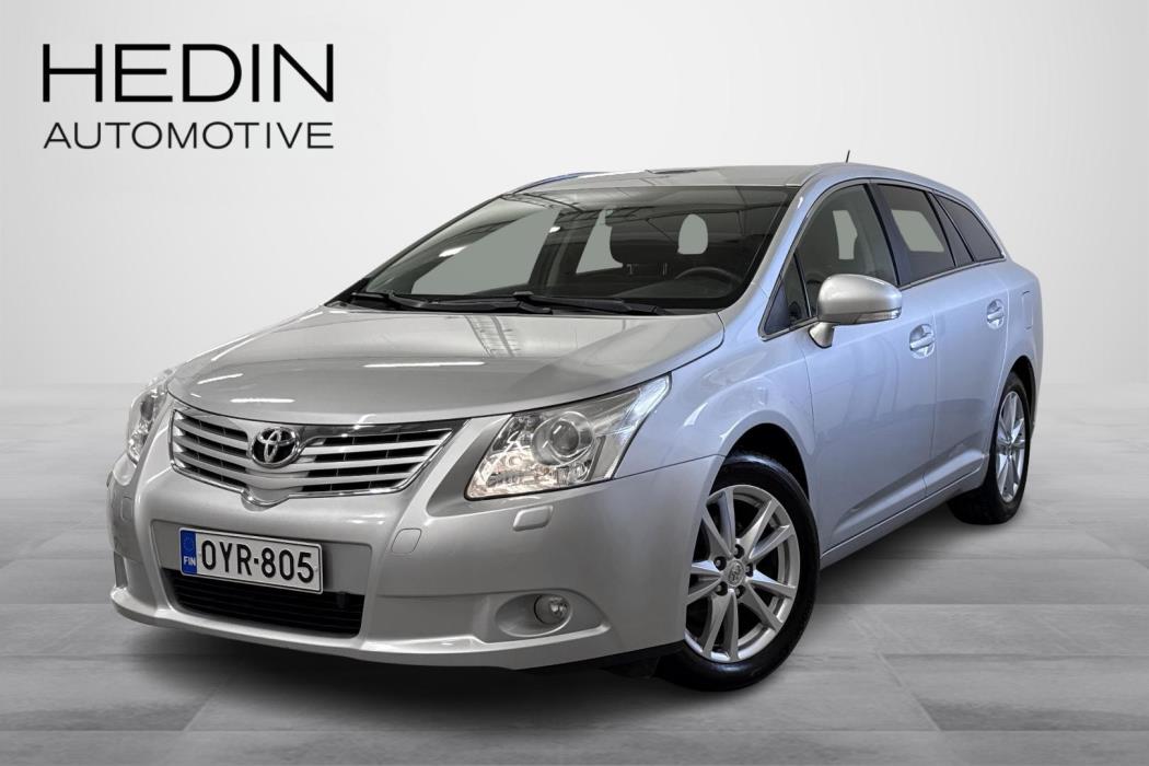 Toyota Avensis 2011
