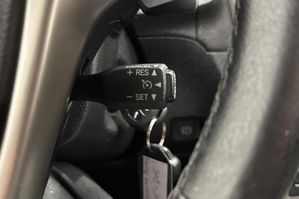 Toyota Avensis 2011