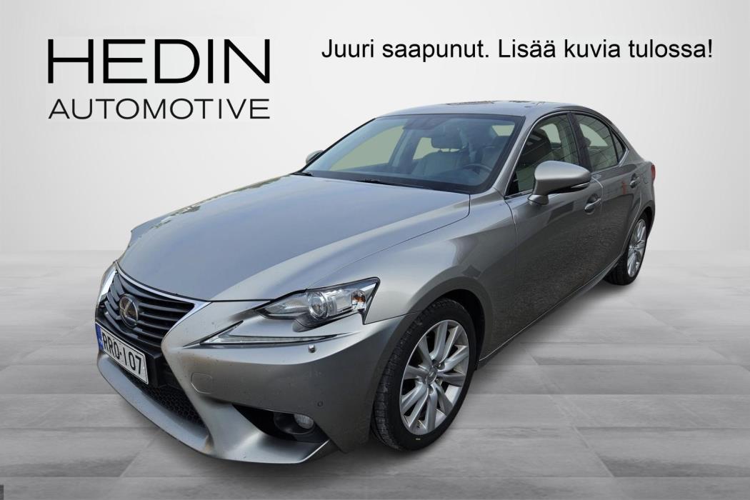 Lexus IS 2013