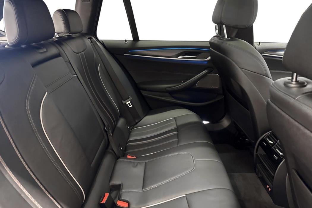 BMW 530 2021