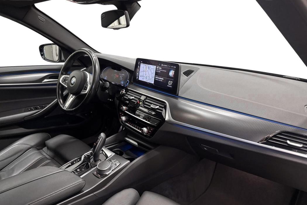 BMW 530 2021