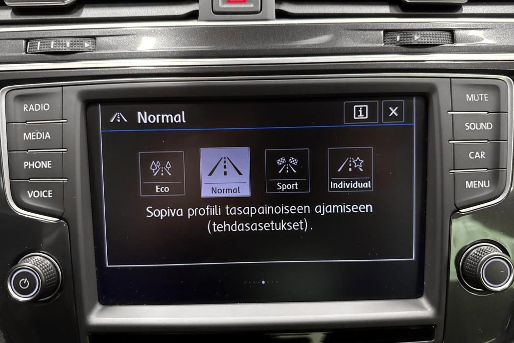 Volkswagen Tiguan 2016